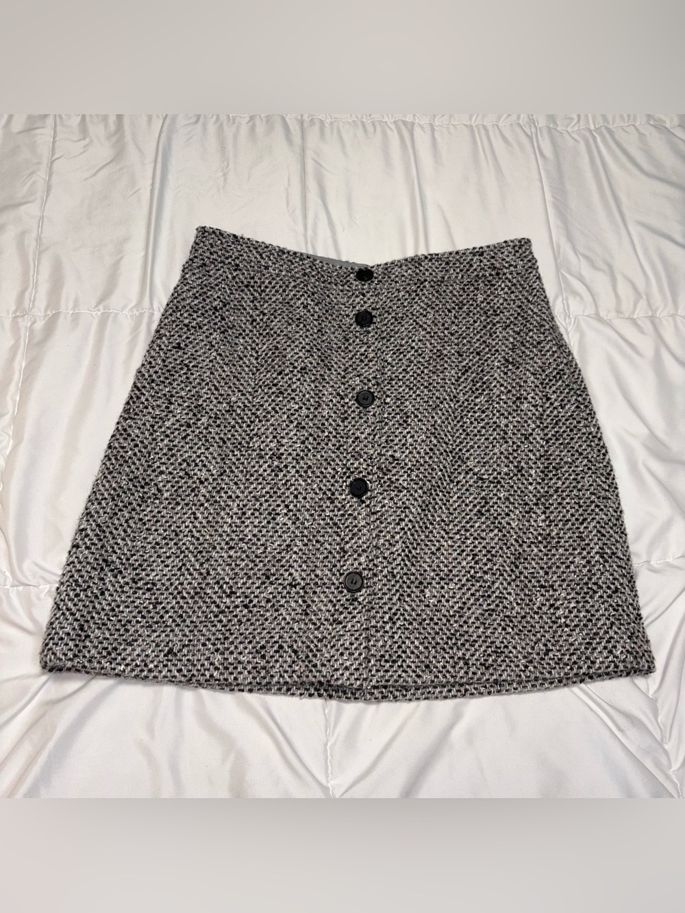 LOFT Tweed Button Front Wool Blend Skirt Size 8 Black White Tan Cream - Picture 2 of 10